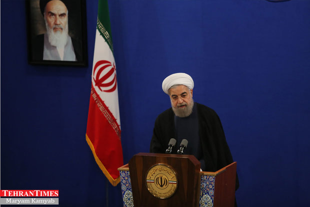 Rouhani addresses national census personnel
