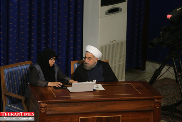 Rouhani addresses national census personnel