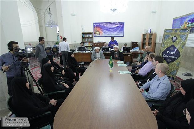 4 Swedish pilgrims convert to Islam in Razavi Shrine