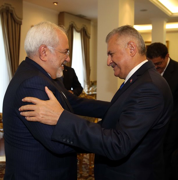 Zarif, Yildrim meet in Ankara