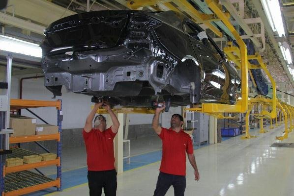 صنعت خودرو آذربایجان ۱۰ هزار خودرو تولید می کند
