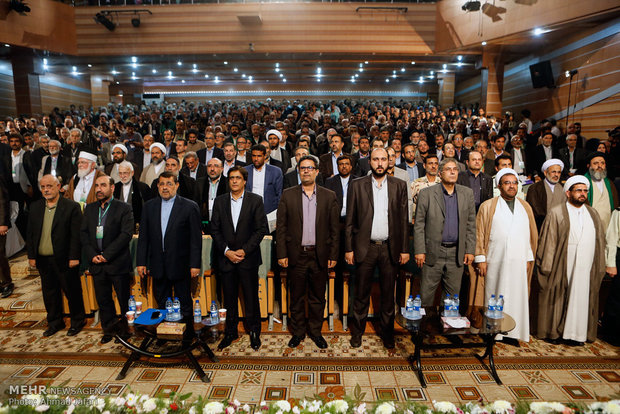 چهاردهمین اجلاس بین‌المللی تجلیل از پیرغلامان و خادمان حسینی