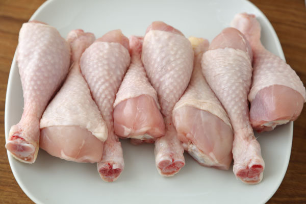 کاهش۳۵درصدی صادرات مرغ/سهم ناچیز ایران از بازار ۲.۵میلیون تنی 