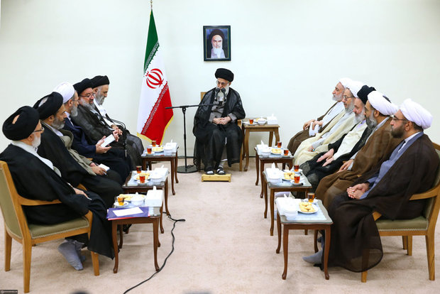Leader receives members of High Council of Seminary Schools