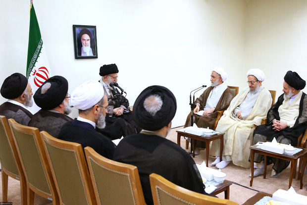 Leader receives members of High Council of Seminary Schools