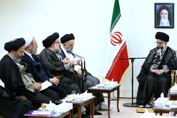 Leader receives members of High Council of Seminary Schools