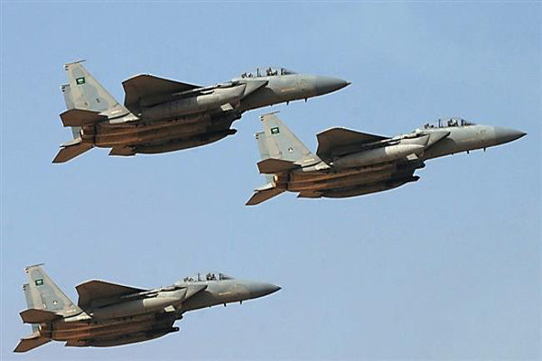 Suudi savaş uçakları Yemen’e saldırdı Suudi savaş uçakları Yemen’e saldırdı