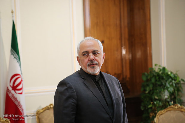 Ambassadors present credentials to Zarif 