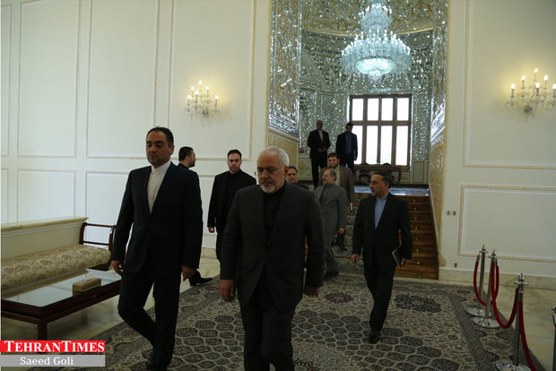 Swedish, Sierra Leonean ambassadors submit credentials to Zarif