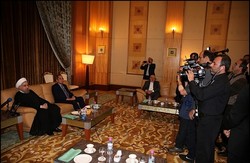 الرئيس الإيراني يؤكد على ضرورة تعزيز العلاقات بين طهران وكوالالمبور