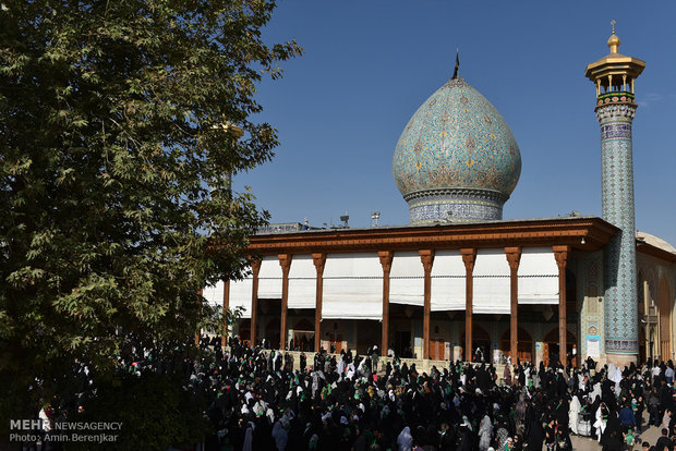 همایش شیرخوارگان حسینی در شاهچراغ