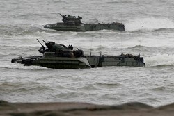 فیلیپین گشت نظامی مشترک با آمریکا در دریای چین جنوبی را لغو کرد