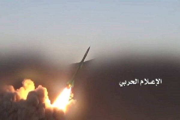 شلیک موشک «قاهر ۱» به پایگاه نظامی سعودی در «العسیر»