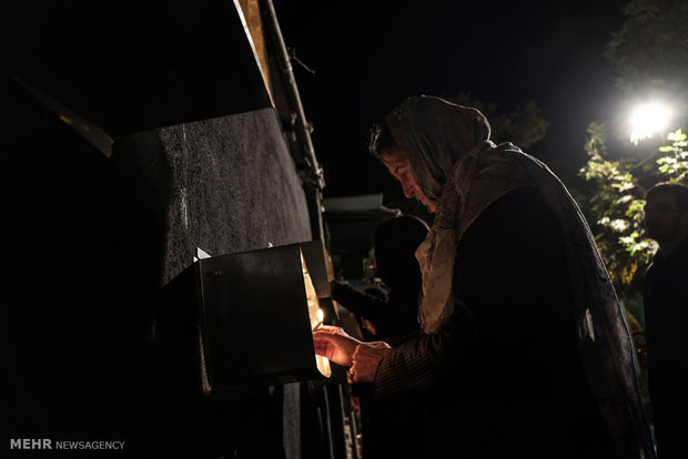 German tourists attend Imam Hossein mourning ceremony