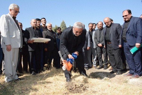 کلنگ احداث اولین مدرسه اتیسم ارومیه بر زمین زده شد