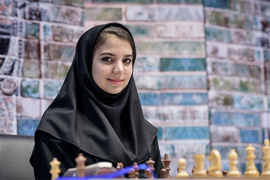 Iranian Woman Competes at Chess Tournament Without Hijab