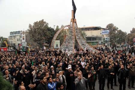 ورامین یکپارچه حسینی شد/حماسه ماندگار ورامینی ها در عصر تاسوعا