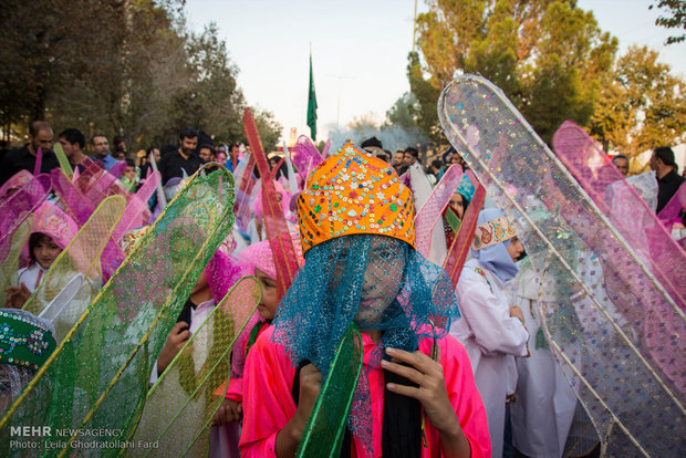 مراسم دخول القافلة الحسينية إلى كربلاء في "نوش آباد"