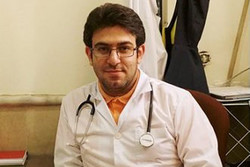 مسمومیت شدید خانواده پزشک جنجالی تبریزی با غذای نذری/ جان باختن ۲ نفر