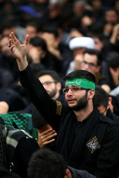 Ayatollah Khamenei attends a Muharram mourning ceremony on the night of Tasua