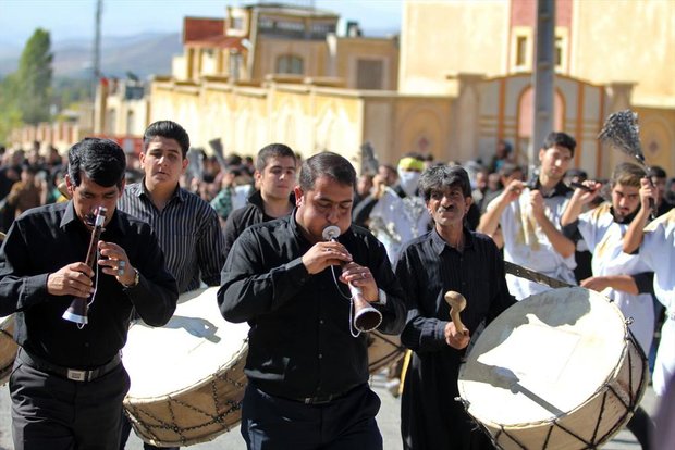 طنین نوای حزن‌انگیز «چمری» کرمانشاهیان در سوگ سالار شهیدان