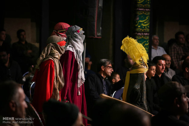 مراسم تعزیه خوانی در حسینیه اعظم برغان