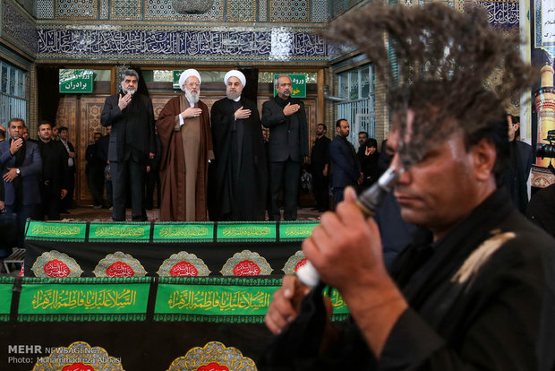 الرئيس روحاني يشارك في مراسم عزاء عاشوراء