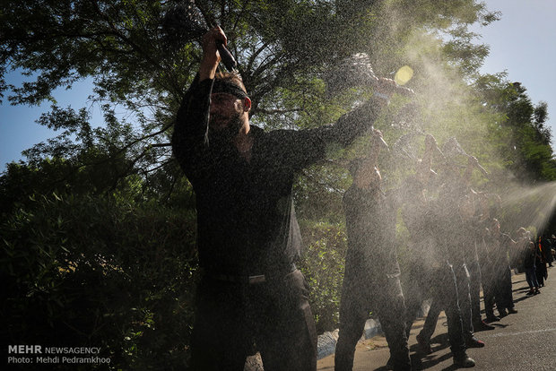 Ta'azieh in Ahvaz depicting events of Ashura 