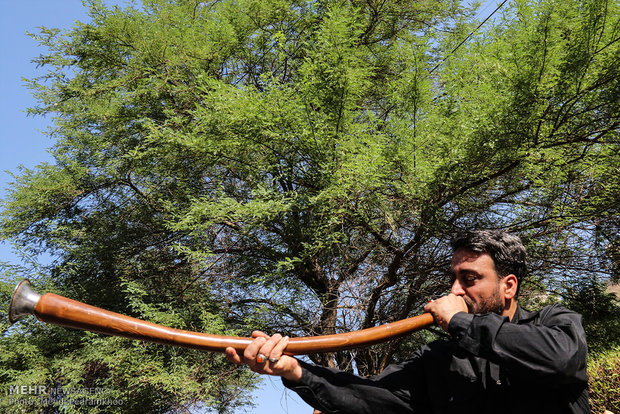 Ta'azieh in Ahvaz depicting events of Ashura 