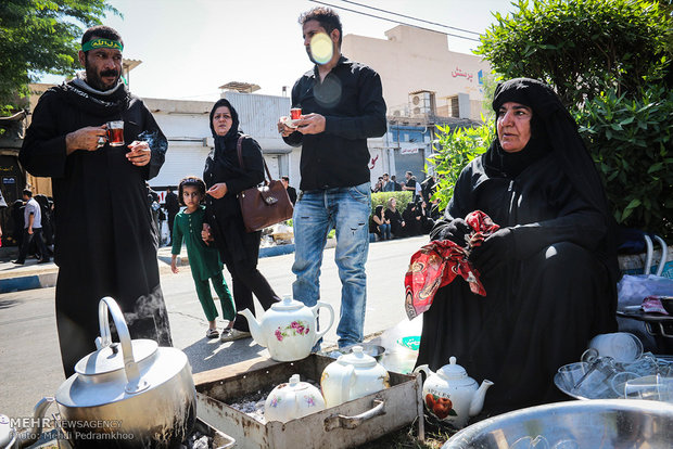 Ta'azieh in Ahvaz depicting events of Ashura 