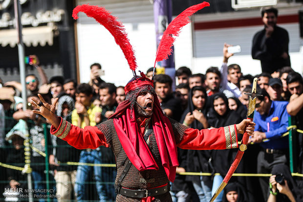 Ta'azieh in Ahvaz depicting events of Ashura 