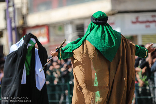 Ta'azieh in Ahvaz depicting events of Ashura 