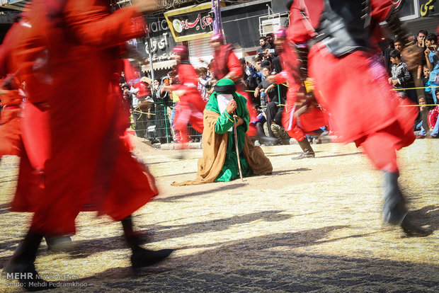 Ta'azieh in Ahvaz depicting events of Ashura 