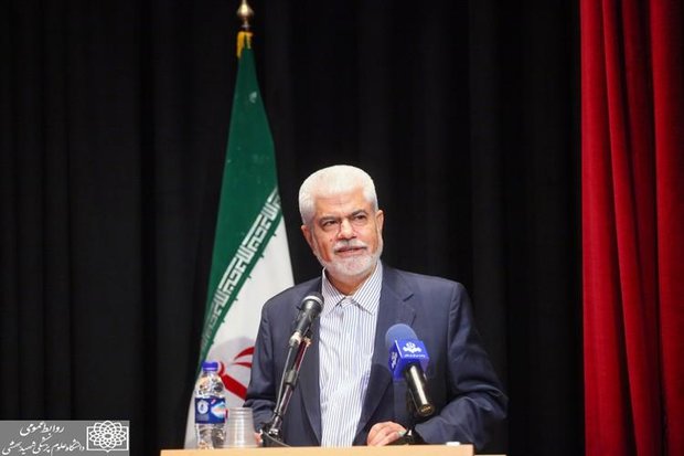 کارشکنی تیم اقتصادی دولت در حوزه سلامت/انتقاد از افزایش تعرفه ها کارشکنی تیم اقتصادی دولت در حوزه سلامت/انتقاد از افزایش تعرفه ها