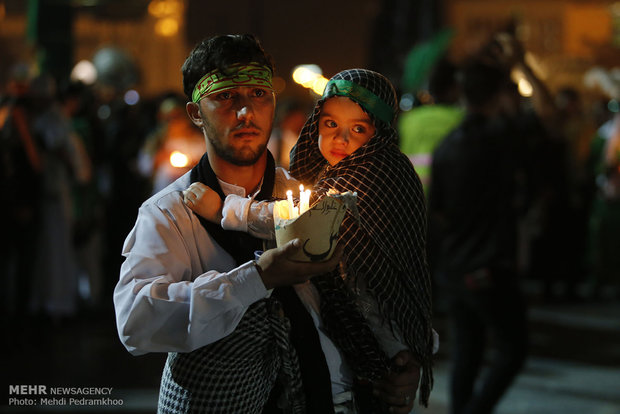  Sham-e-ghariban ceremonies in Qom