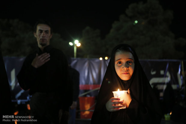  Sham-e-ghariban ceremonies in Qom