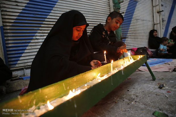  Sham-e-ghariban ceremonies in Qom