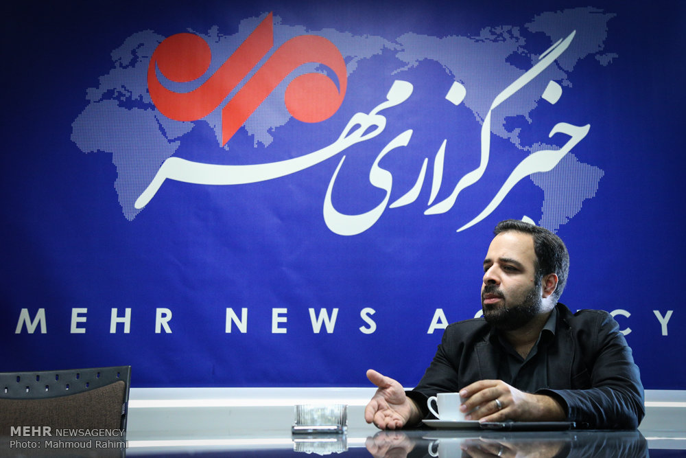 تمرکز جایزه عکس سوره بر مشکلات نسل زد؛ اسکن نگاتیوهایی که کپک داشتند! تمرکز جایزه عکس سوره بر مشکلات نسل زد؛ اسکن نگاتیوهایی که کپک داشتند!