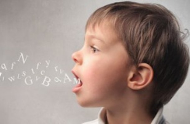 گفتار درمانی شیوه ای موثر برای کودکان مبتلا به اوتیسم گفتار درمانی شیوه ای موثر برای کودکان مبتلا به اوتیسم