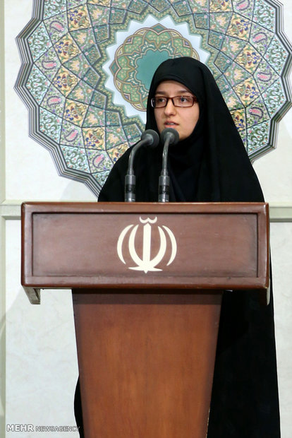 قائد الثورة الاسلامية يستقبل النخب العلمية الشابة