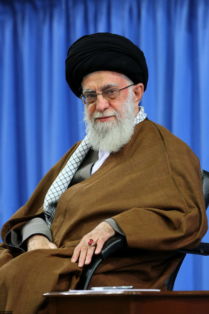 Academically outstanding students met with Ayatollah Khamenei
