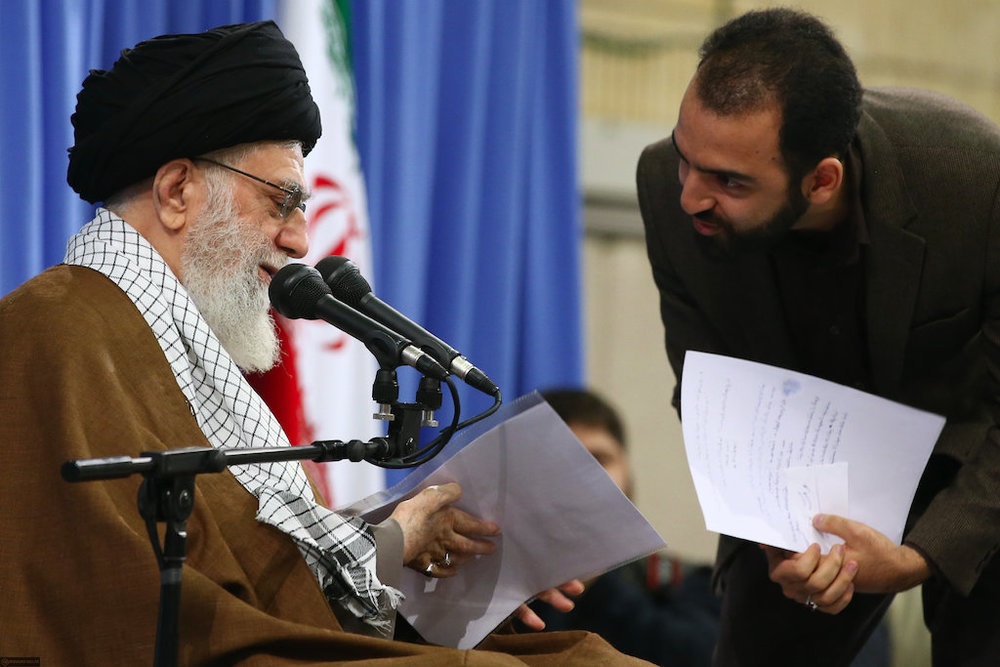 Academically outstanding students met with Ayatollah Khamenei