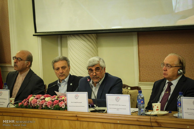 Iran, Russia top universities held joint session in Tehran