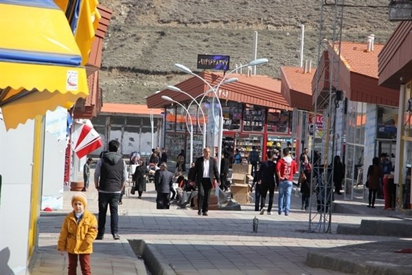 استئناف نشاط الاسواق الحدودية بين ايران وكردستان العراق