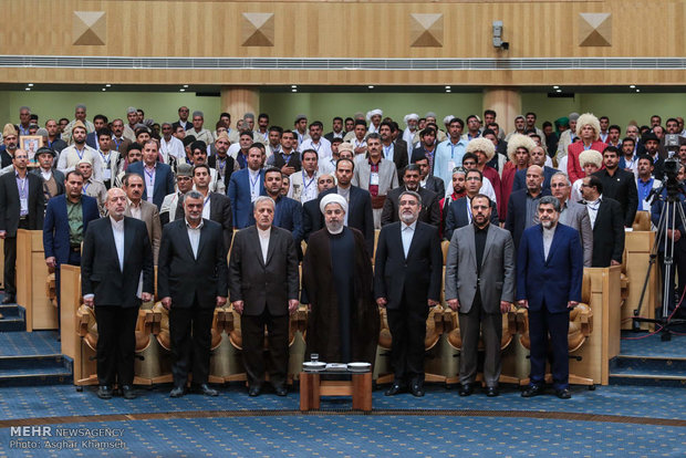مؤتمر اليوم الوطني للقرى والعشائر في طهران 