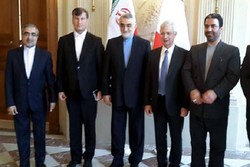 هیات پارلمانی ایران با رئیس مجلس ملی فرانسه دیدار کردند