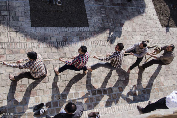 رقابت های طناب کشی کارمندان دولت در قزوین به کار خود پایان داد