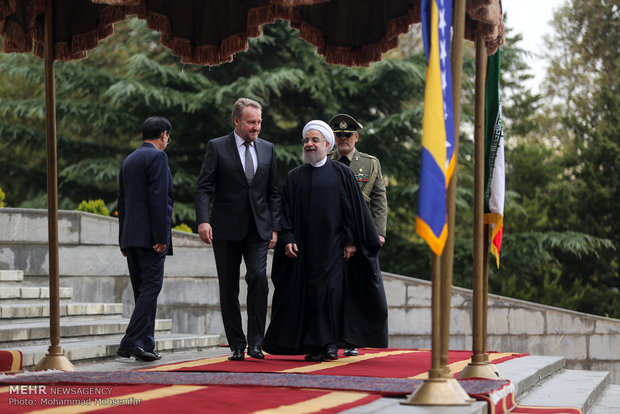 استقبال رسمی رئیس جمهو از رییس شورای ریاست جمهوری بوسنی و هرزگوین