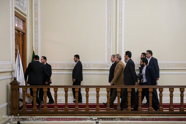 Larijani, Finnish president meet 