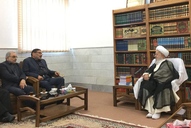 Şemhani, Ayetullah Mekarim Şirazi ile görüştü Şemhani, Ayetullah Mekarim Şirazi ile görüştü
